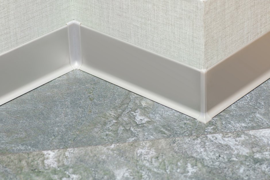 Плинтус алюминиевый Mini Ligron