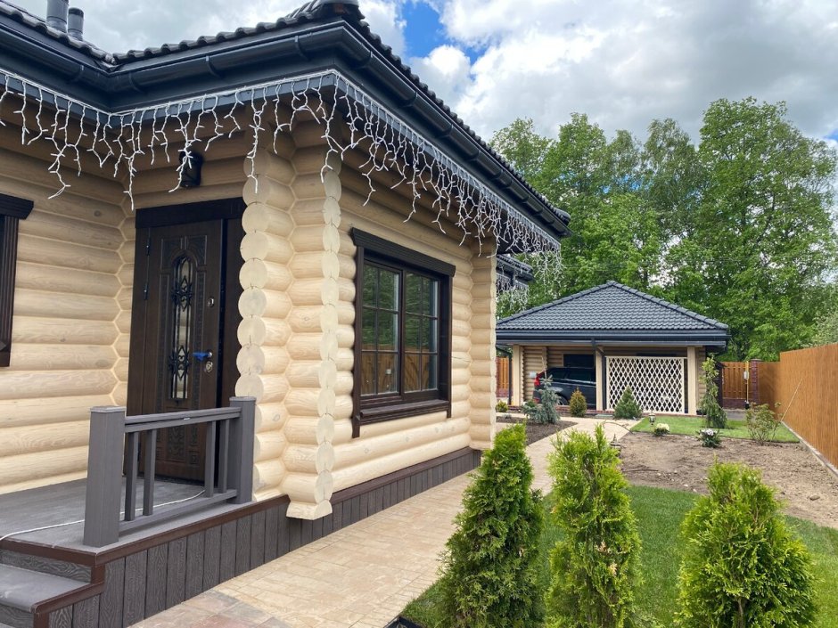 Дом Скандинавия из оцилиндрованного бревна