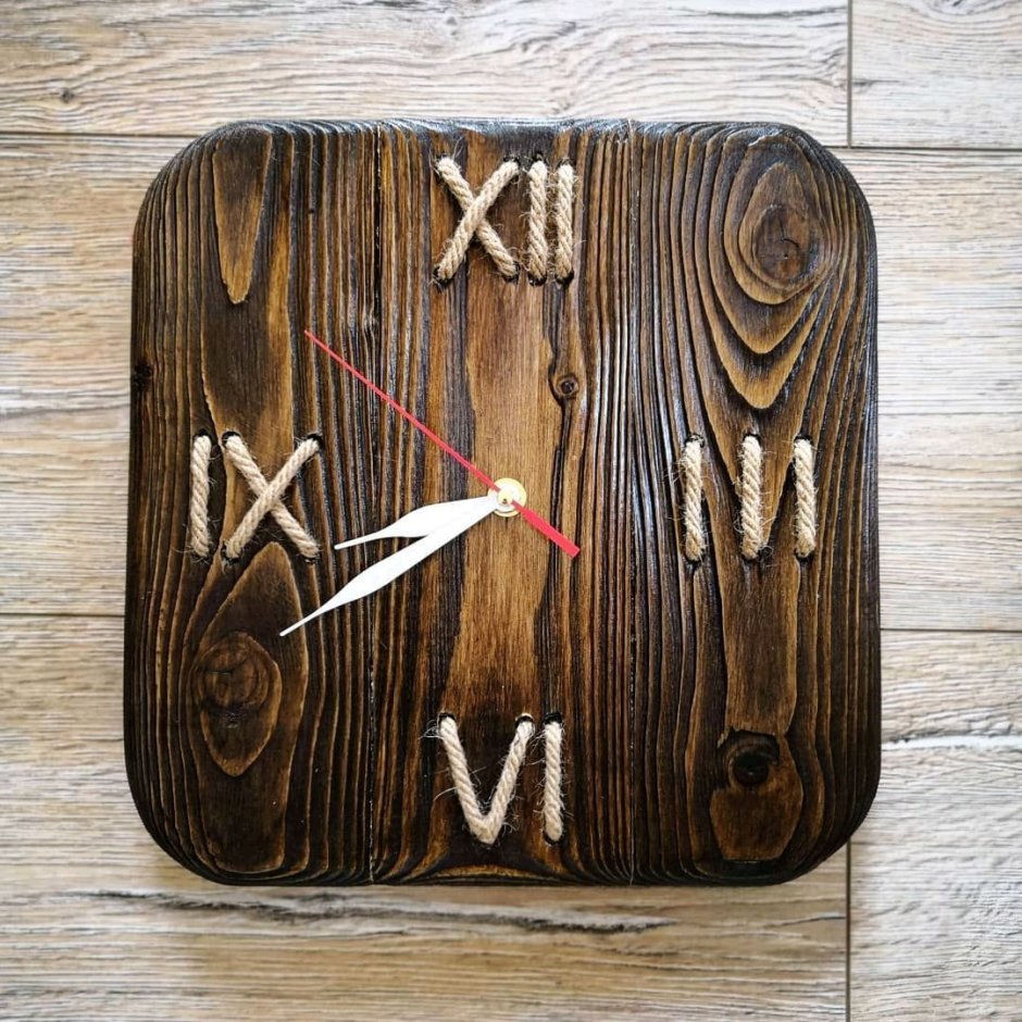 Часы панно настенные составные из дощечек