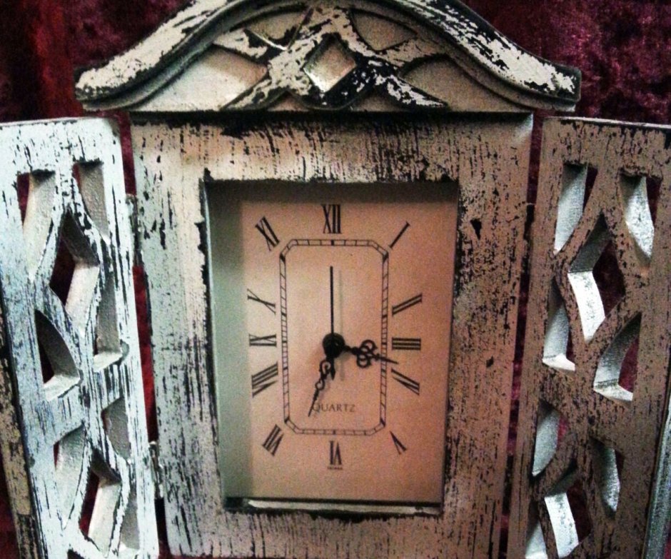 Часы из дерева