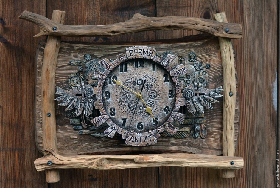 Часы в стиле рустик настенные