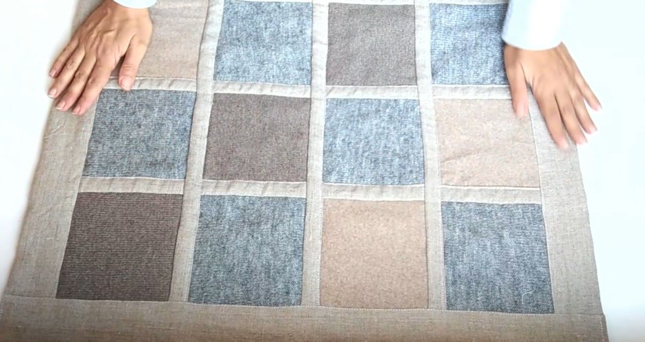 Ковер из старых пальто