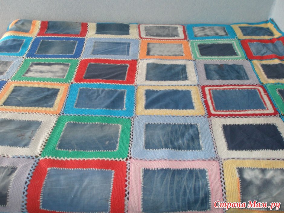 Ковер из старых пальто