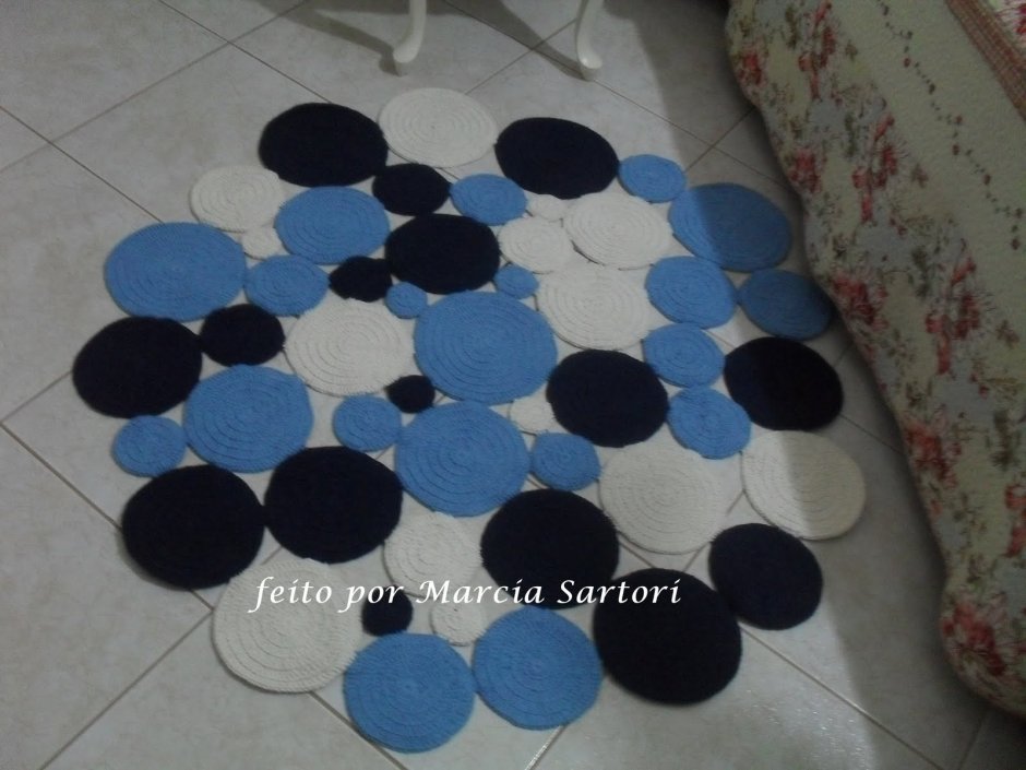 Коврики из кружочков ткани