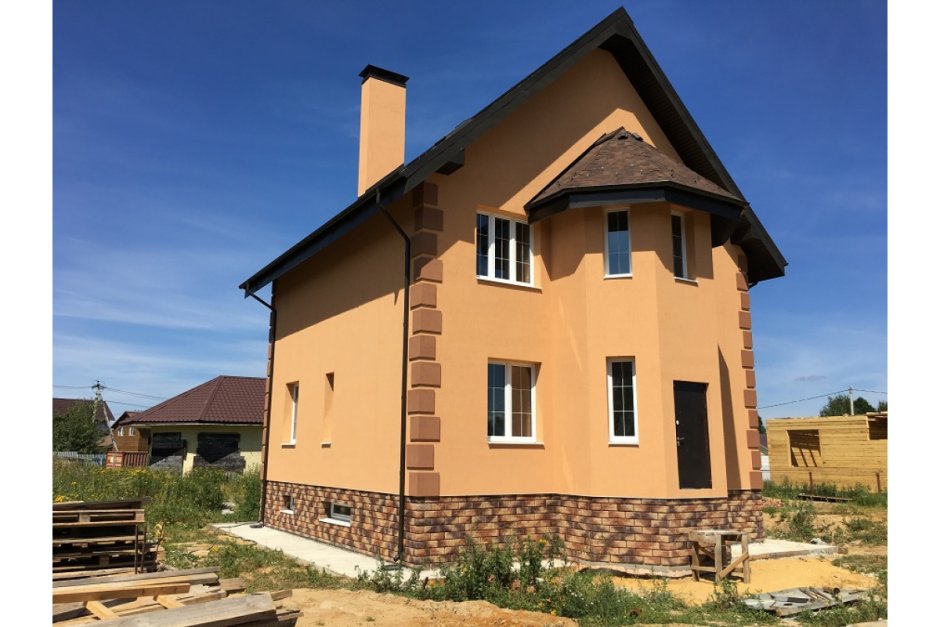 Отделка фасада короедом