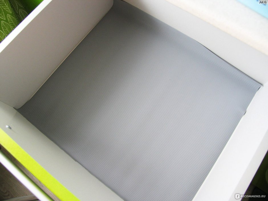 Защитная пленка для ящиков на кухне