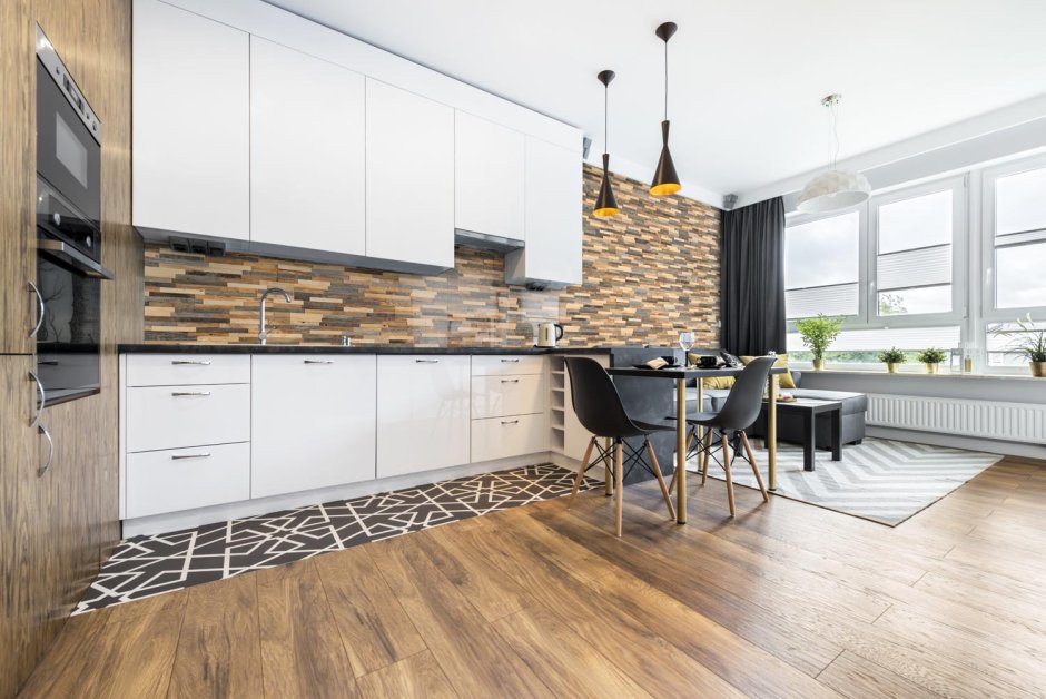 Сочетание плитки и ламината