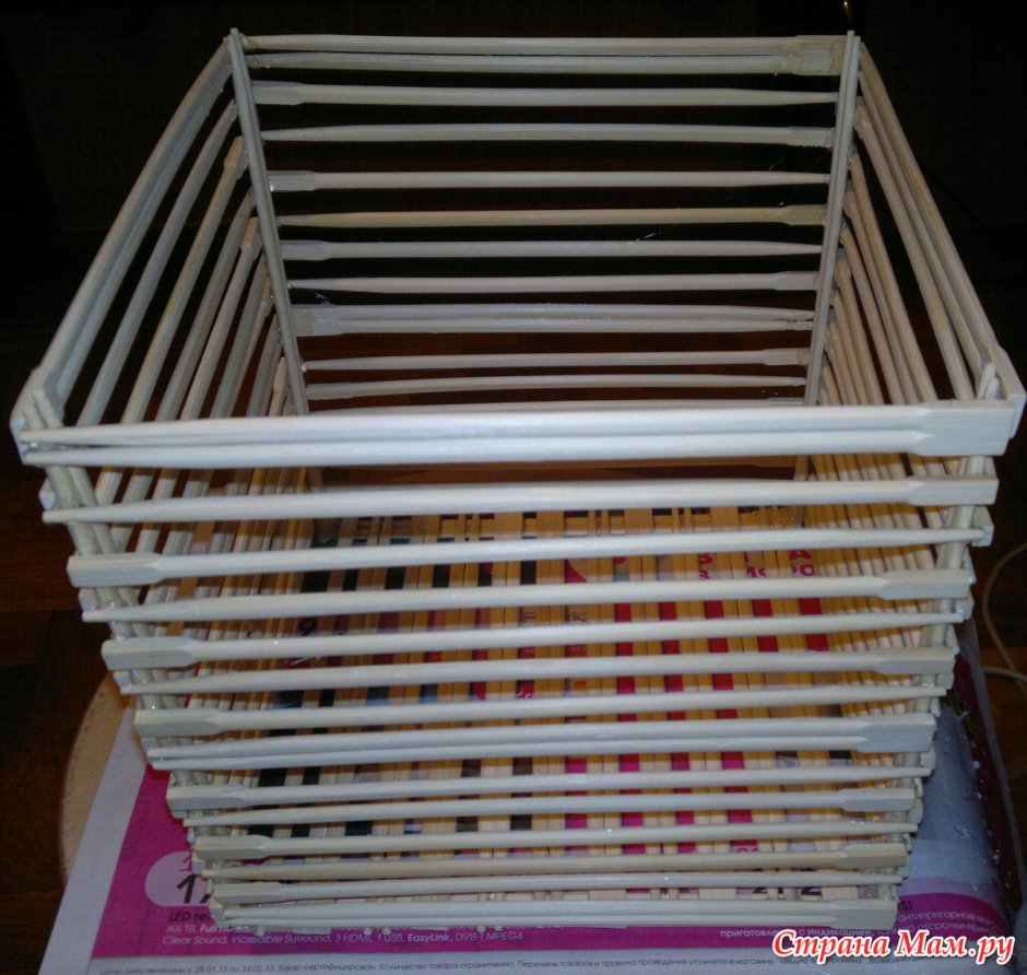 Корзина из китайских палочек