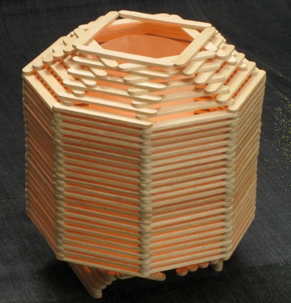 Ваза из палочек для суши