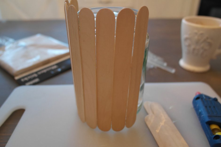 Вазочки из деревянных палочек