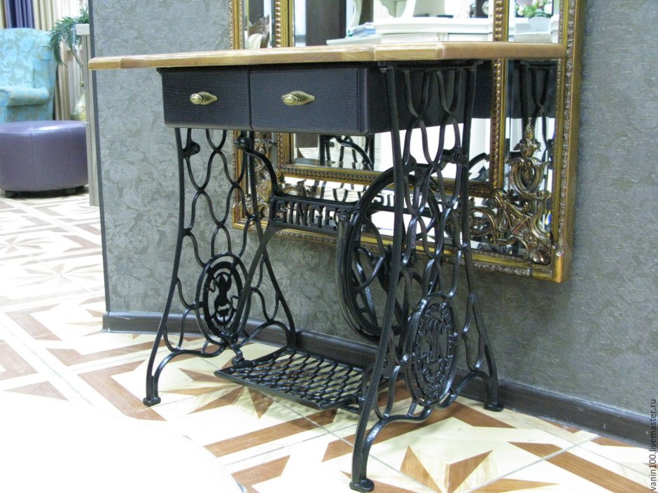 Умывальник в стиле лофт машинка Зингер