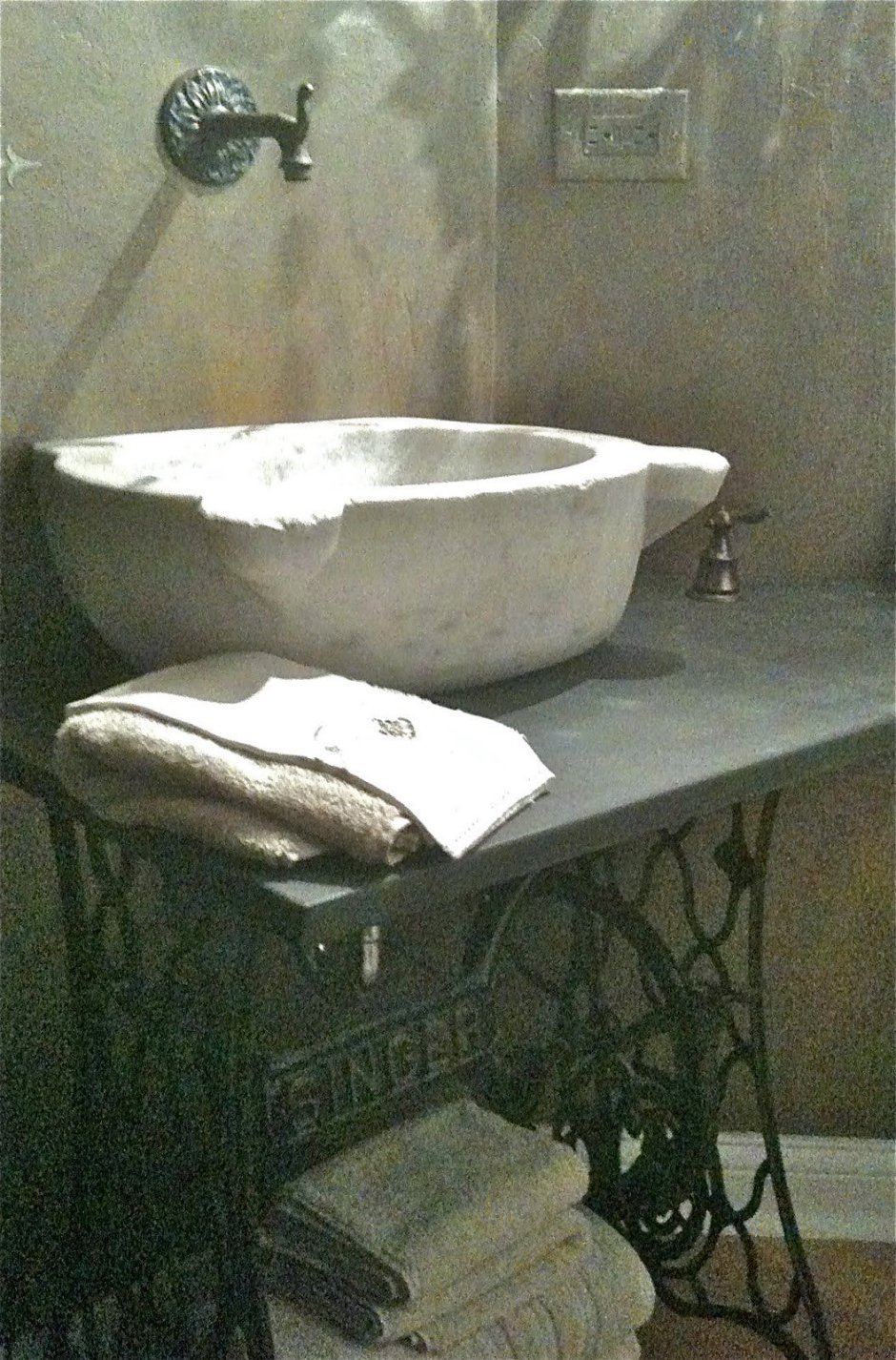 Умывальник из станины