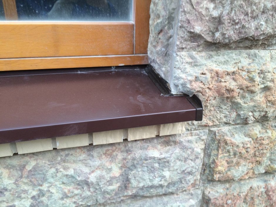 Металлический подоконник