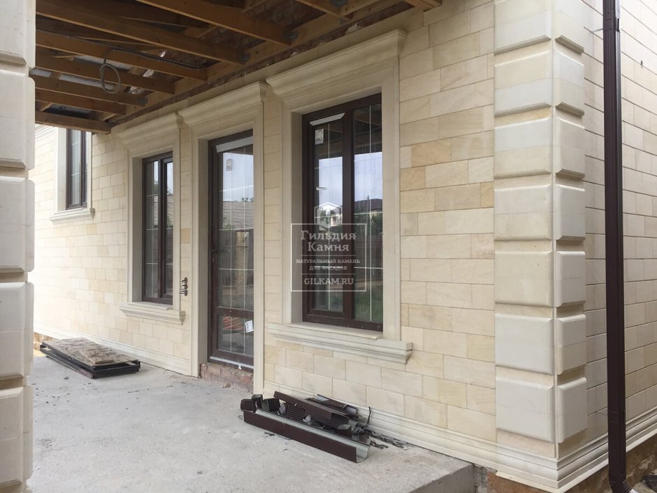 Травертин фасад Руст гранит