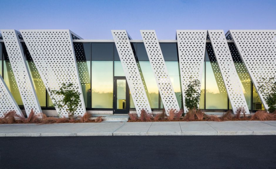 Параметрический фасад спорткомплекс