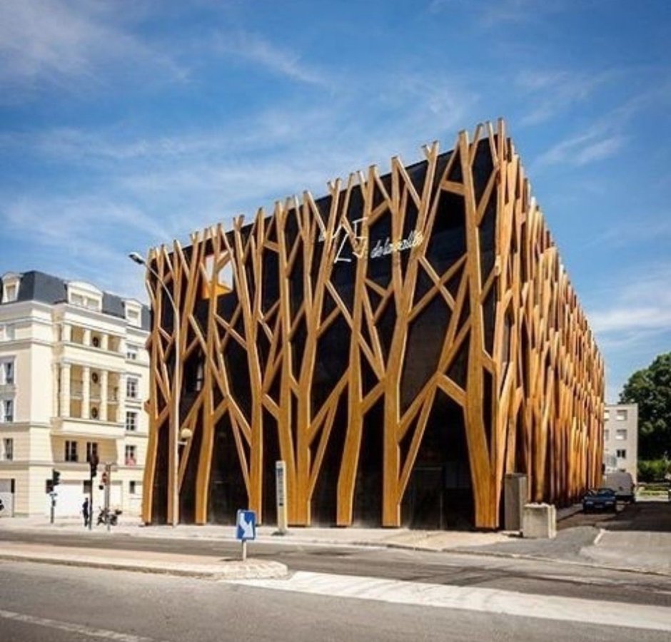 Интересные фасады