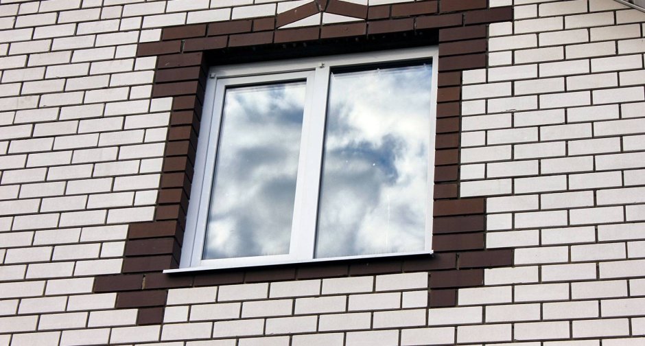 Облицовка вокруг окон