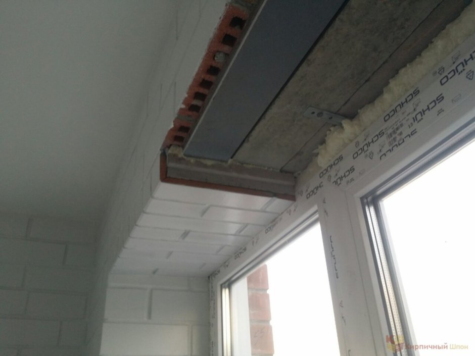 Верхний откос окна