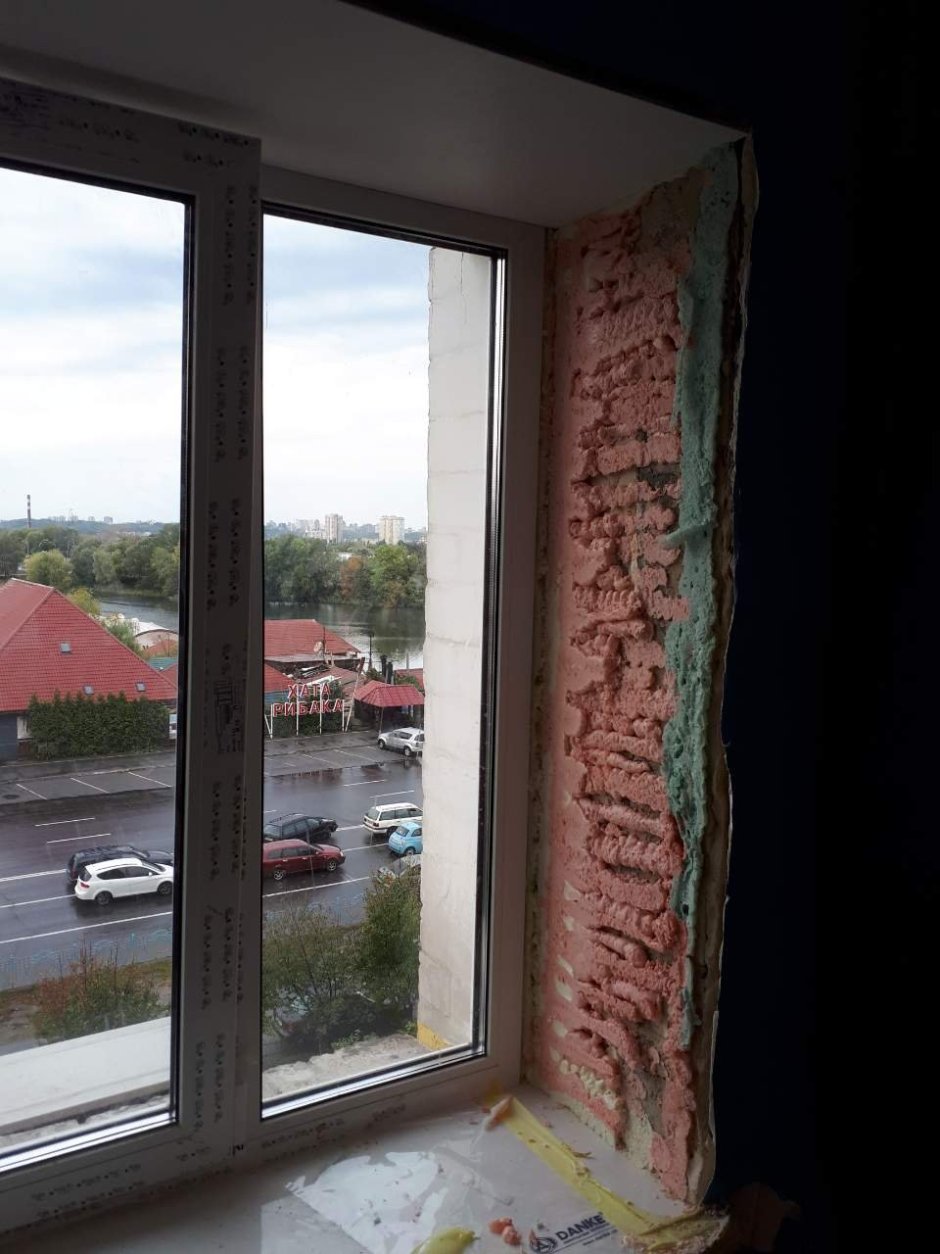 Декор откосов окон внутри