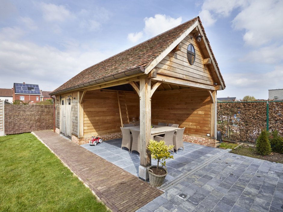 Гараж с беседкой