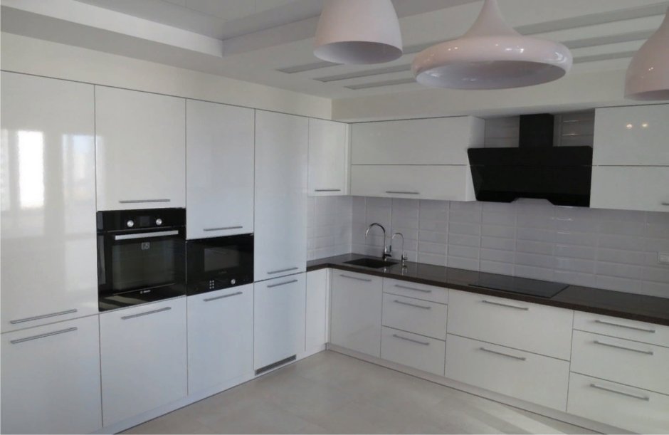 Кухня белый глянец фасады АГТ