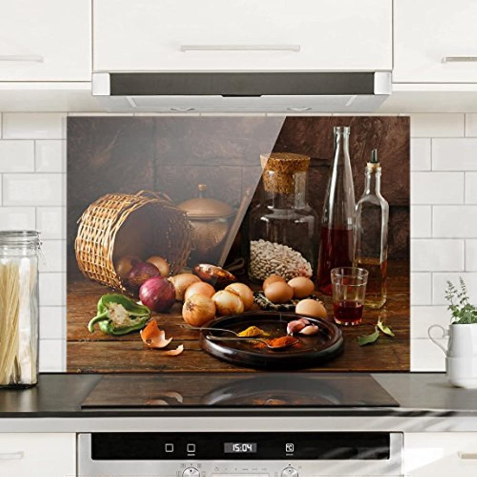 Стеклянный экран для плиты