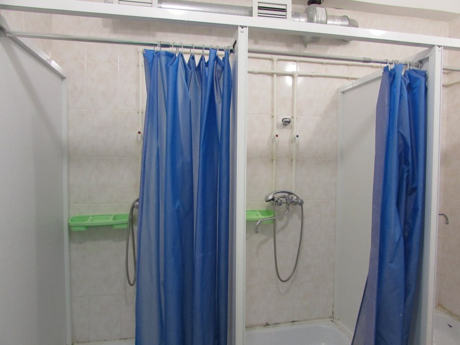 Душевые в общежитии