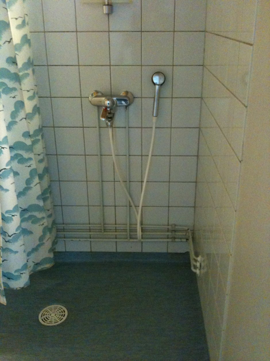Душ в общежитии