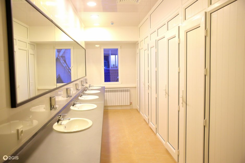 Санузел в хостеле