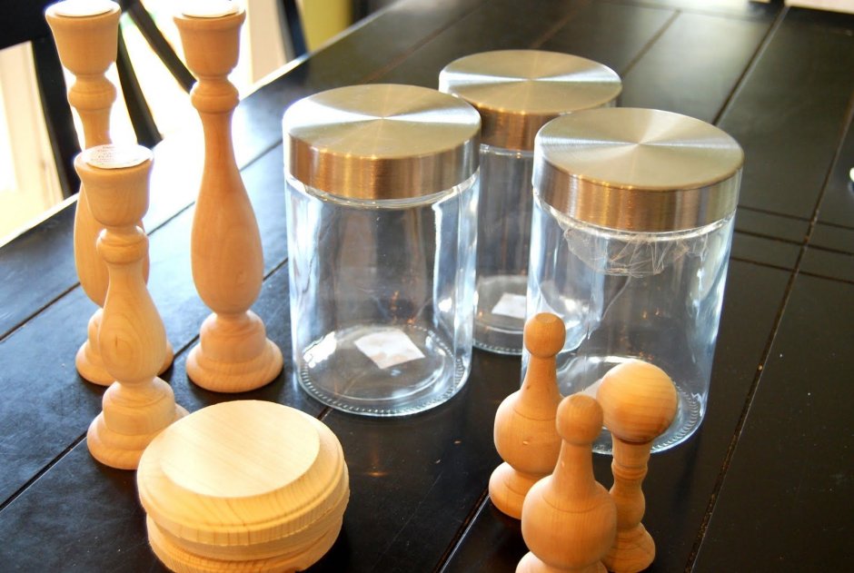 Оригинальные подсвечники из дерева