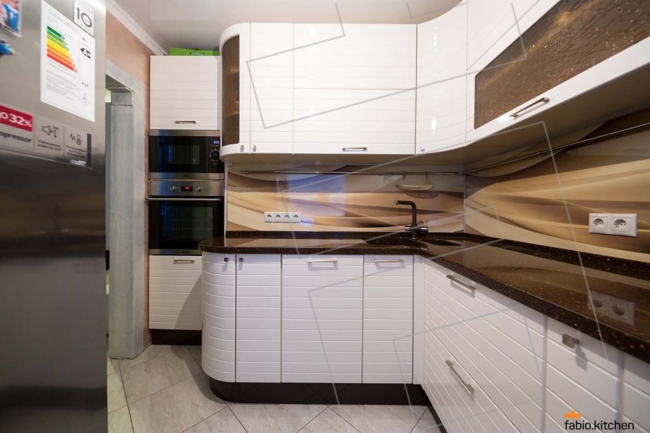 Стильные кухни Фабио Хромикс белый