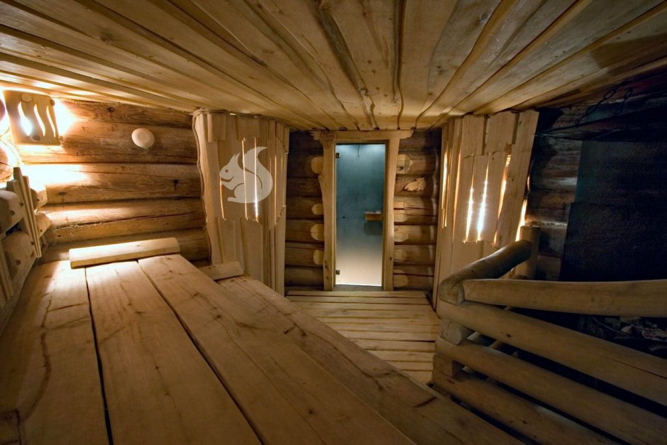 Отделка бани необрезной доской