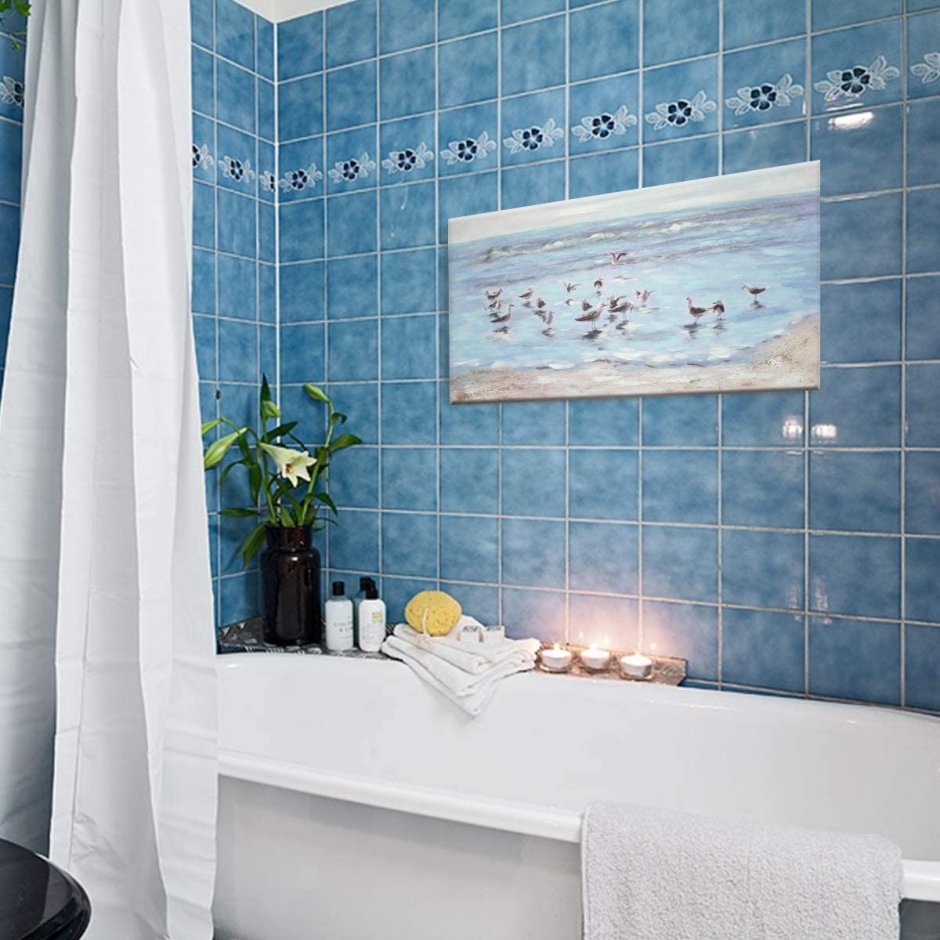 Ванная темно синяя и белая плитка