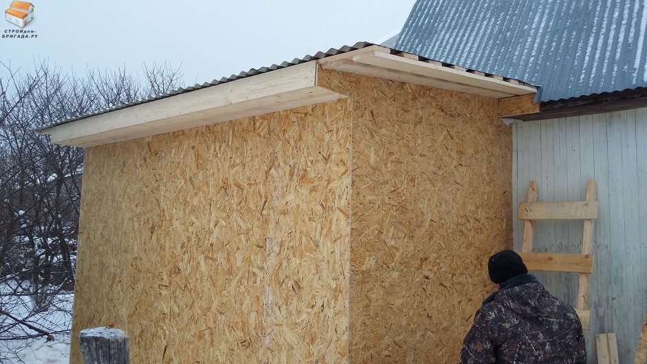 Пристрой к деревянному дому из сендвичные панели