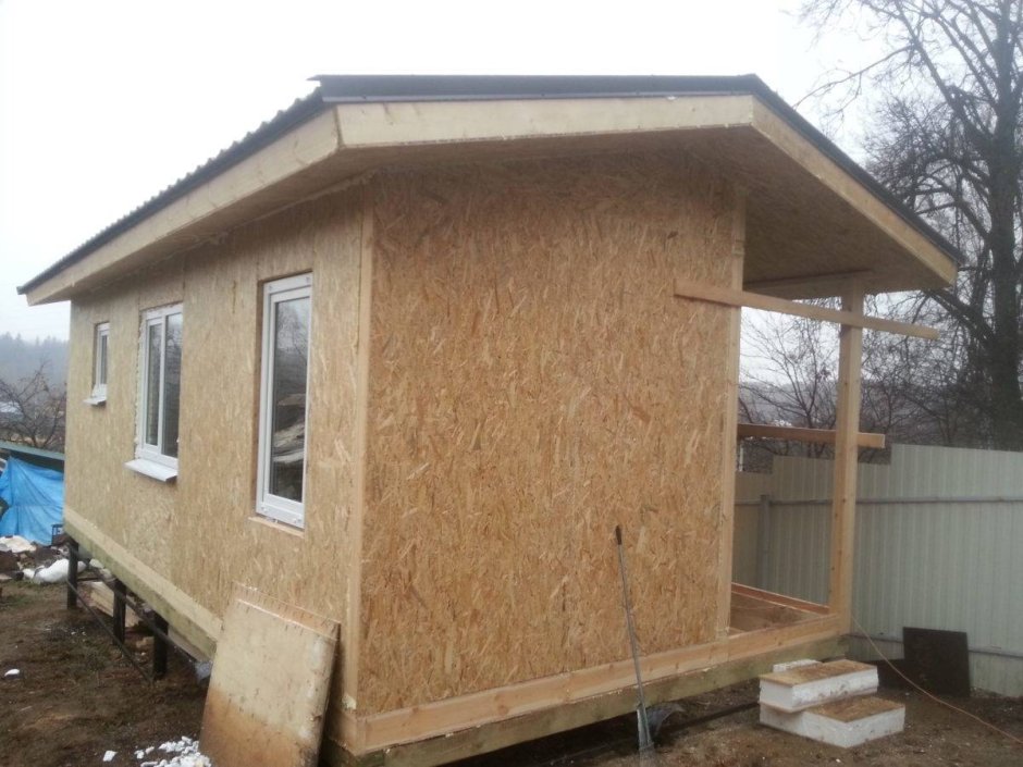 Обновить дачный домик своими руками