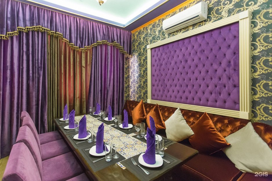 Караоке кабинка