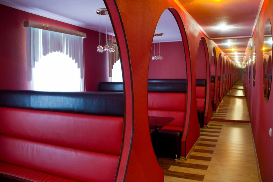 Кабинки в кафе