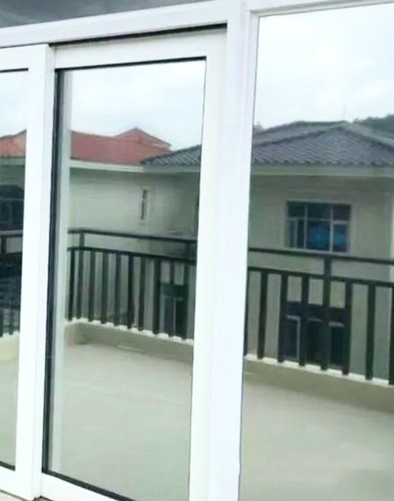 Стеклопакет с зеркальным эффектом