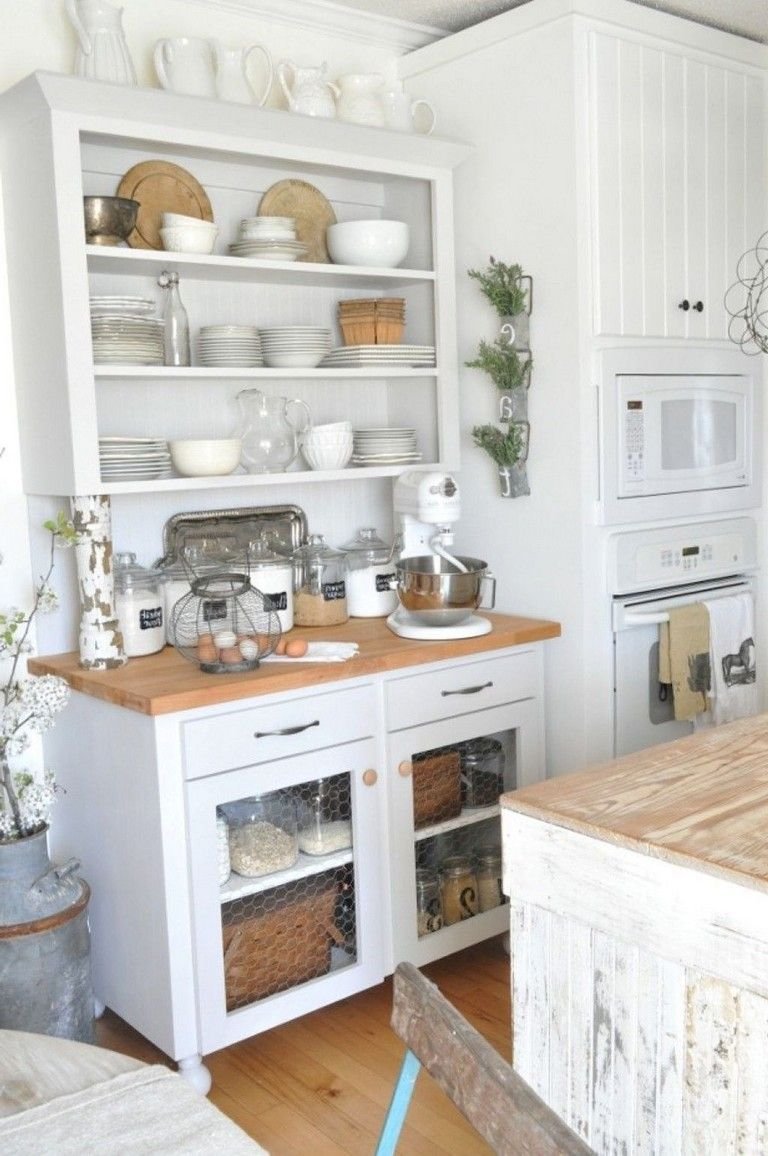 Шифоньер в стиле шебби Шик