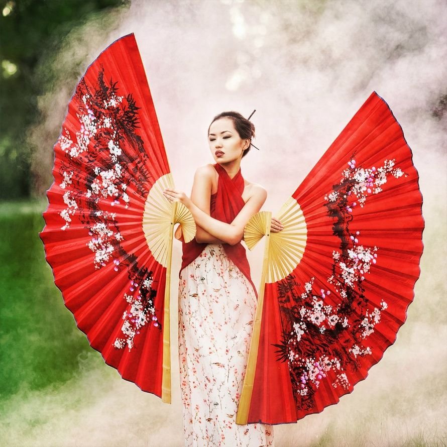 Человек с веером