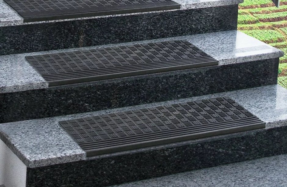 Проступь резиновая на ступени противоскользящие