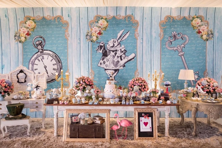 Дизайн комнаты в стиле Алиса в стране чудес