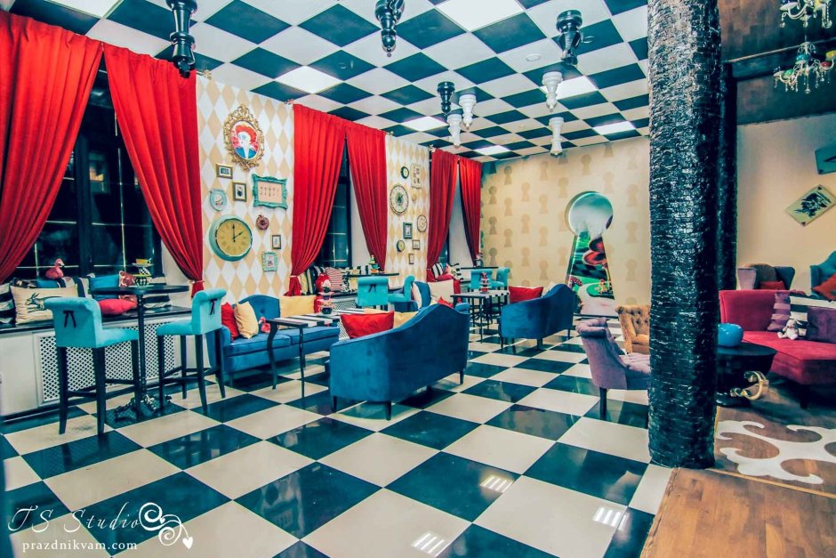 Алиса в стране чудес Графика