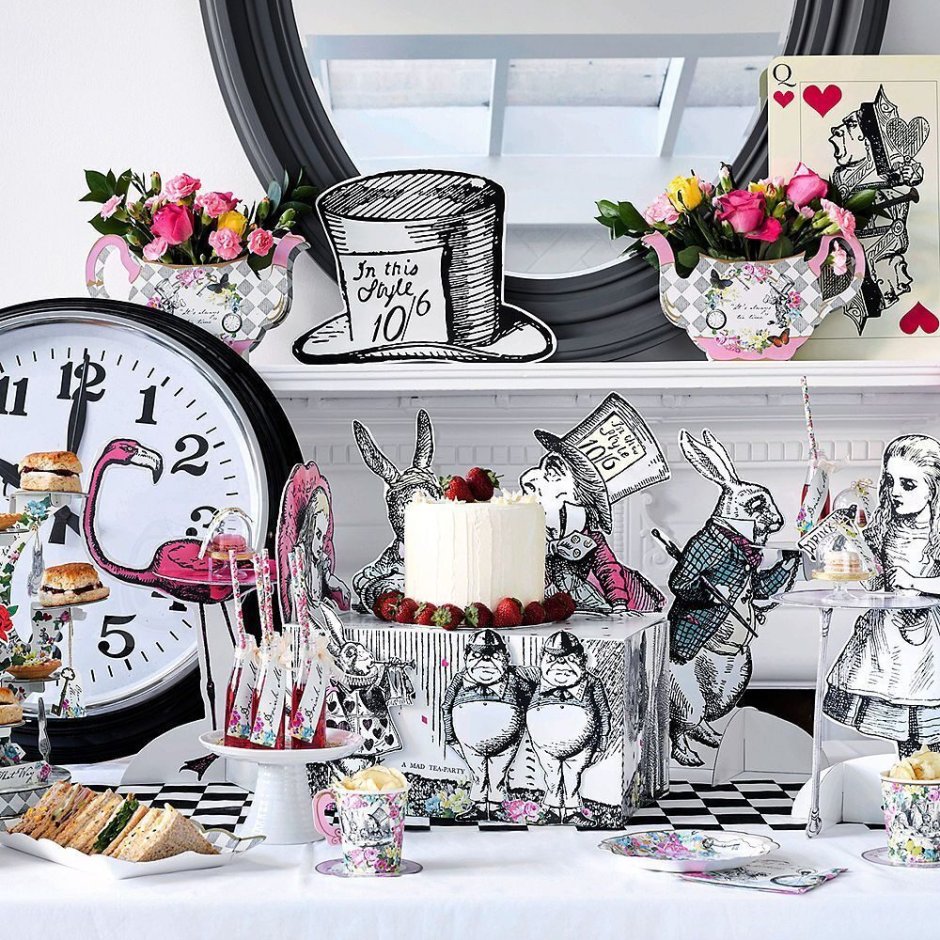 Дизайн детской комнаты в стиле Алисы в стране чудес