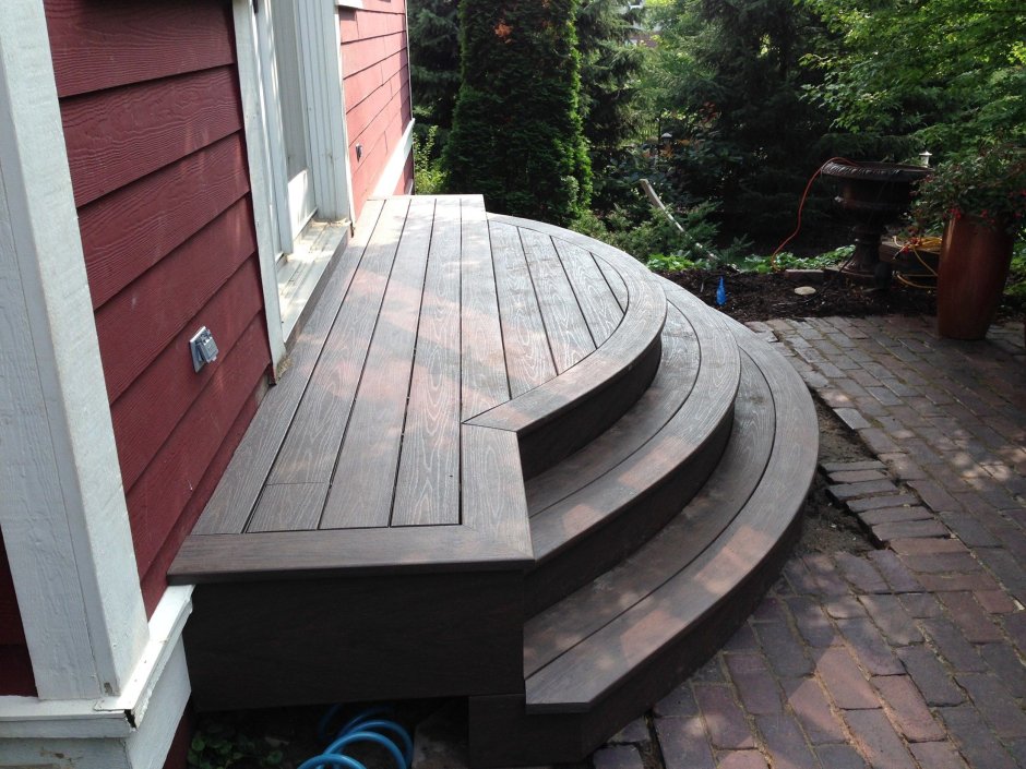 Круглые ступеньки для крыльца