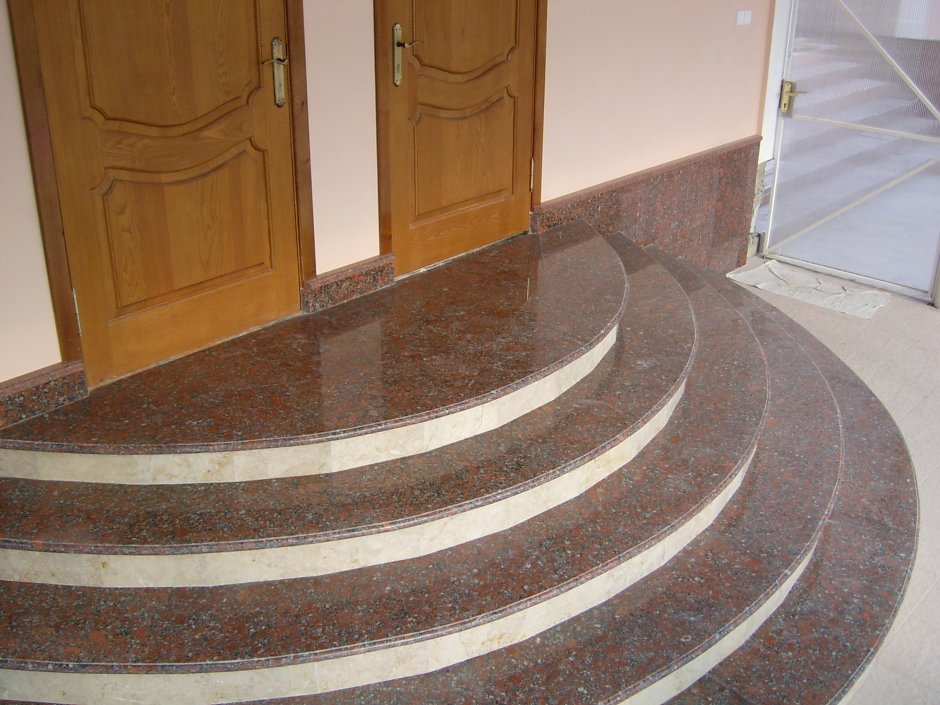 Радиусные ступени из керамогранита