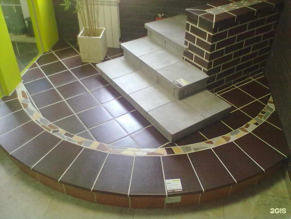 Полукруглые ступени из плитки