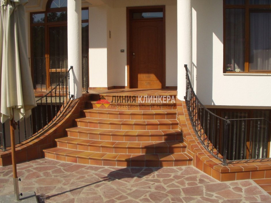 Полукруглые ступени для крыльца