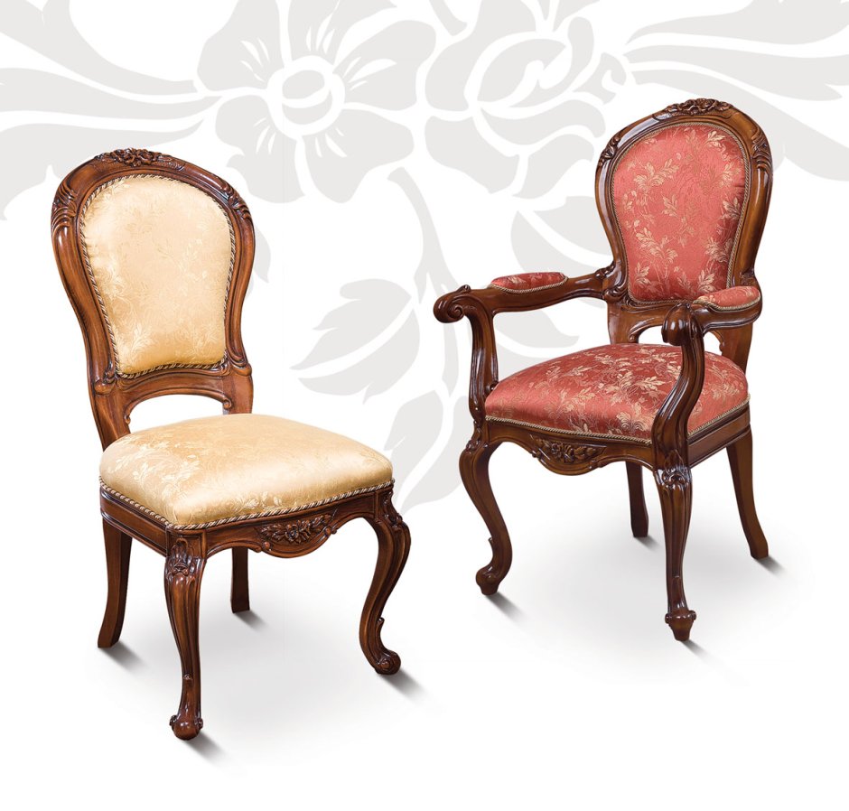 Столы деревянные для столовой и гостиной