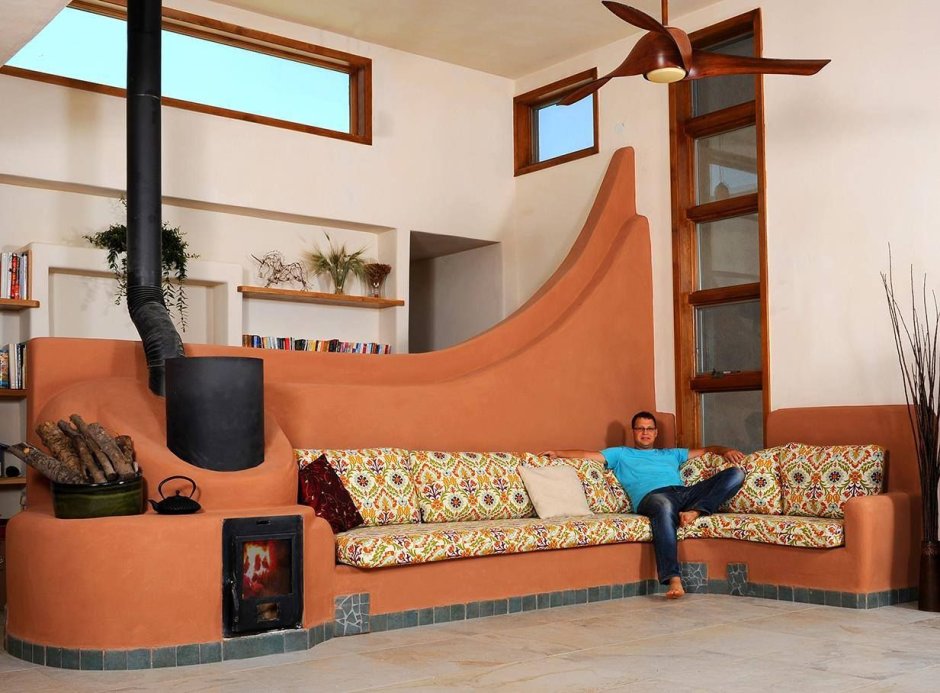 Глинобитная печь с лежанкой